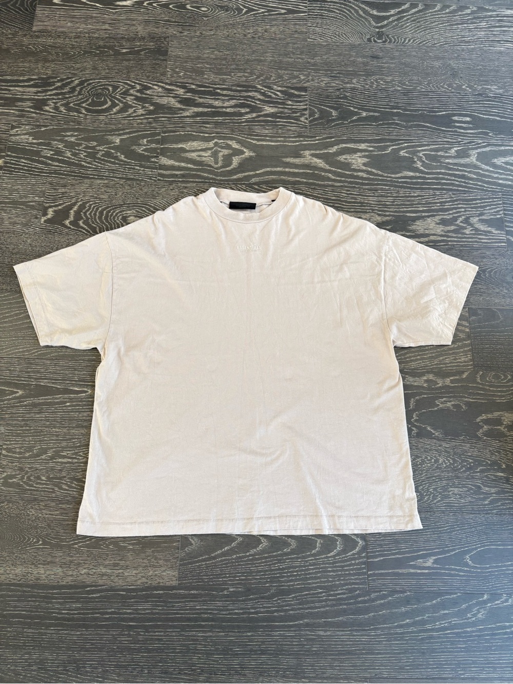 Auth Men’s FEAR OF GOD ESSENTIALS Tee Shirt